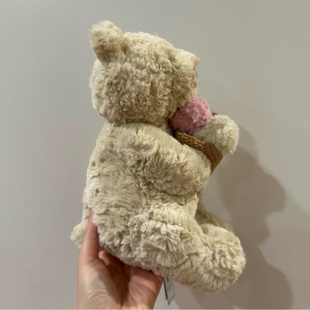 Authentic Jellycat NYC Exclusive Oatus Bear With Ice Cream - Picture 3 of 6